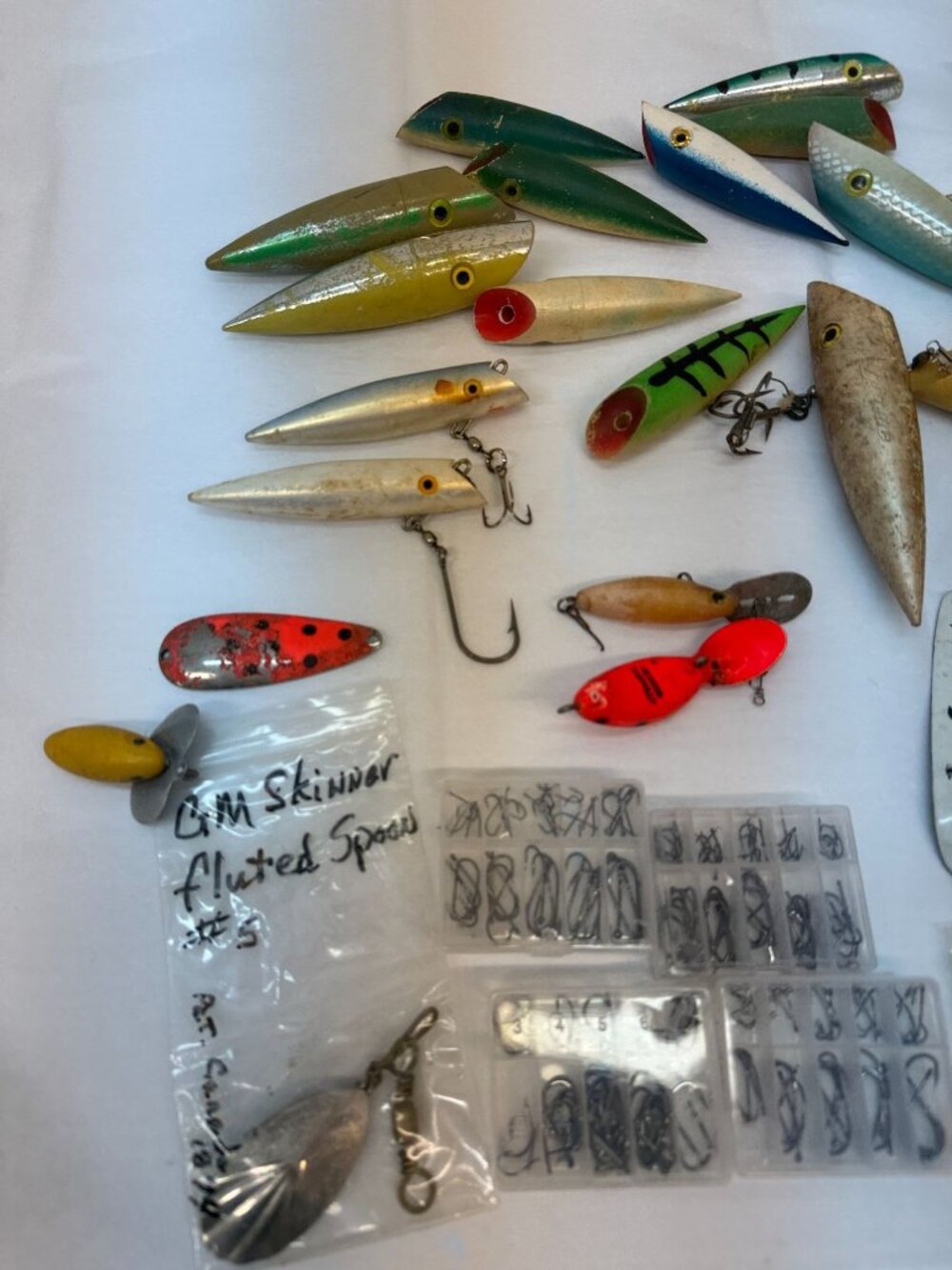Old Dirty Fishing Lures and Spinners- Grandpops Tackle Cleanout - Picture 4 of 11